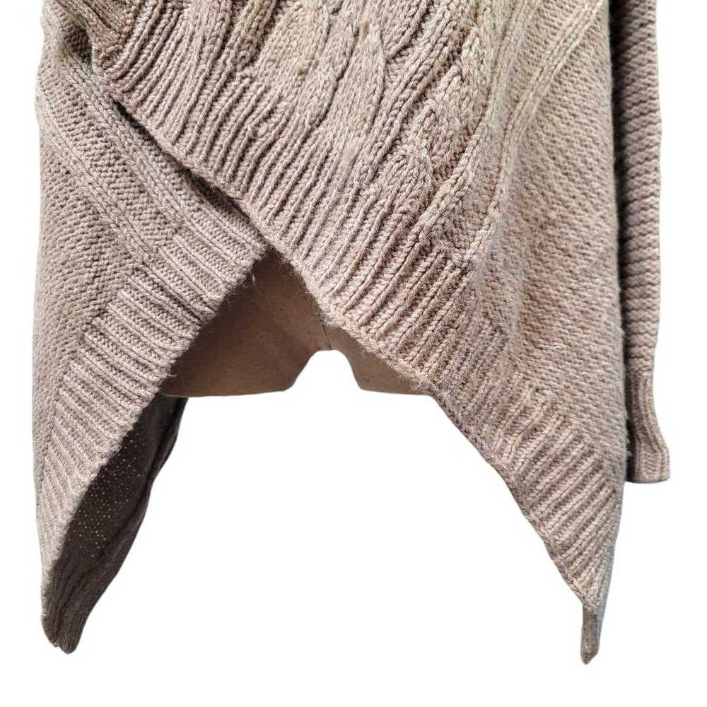 Comme Caism Long Sleeve Buttonless Cable Knit Car… - image 8