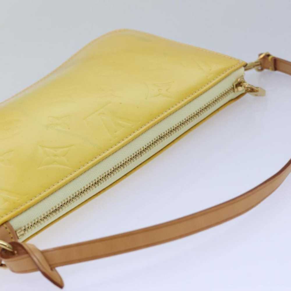 Louis Vuitton Lexington patent leather clutch bag - image 9