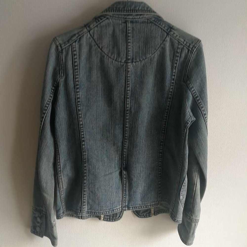 Damage denim jacket. - image 3