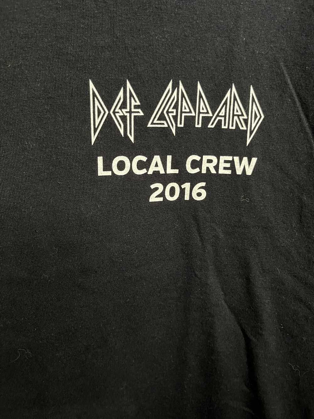 Designer Def Leppard 2016 Tour T-shirt Local Crew… - image 4