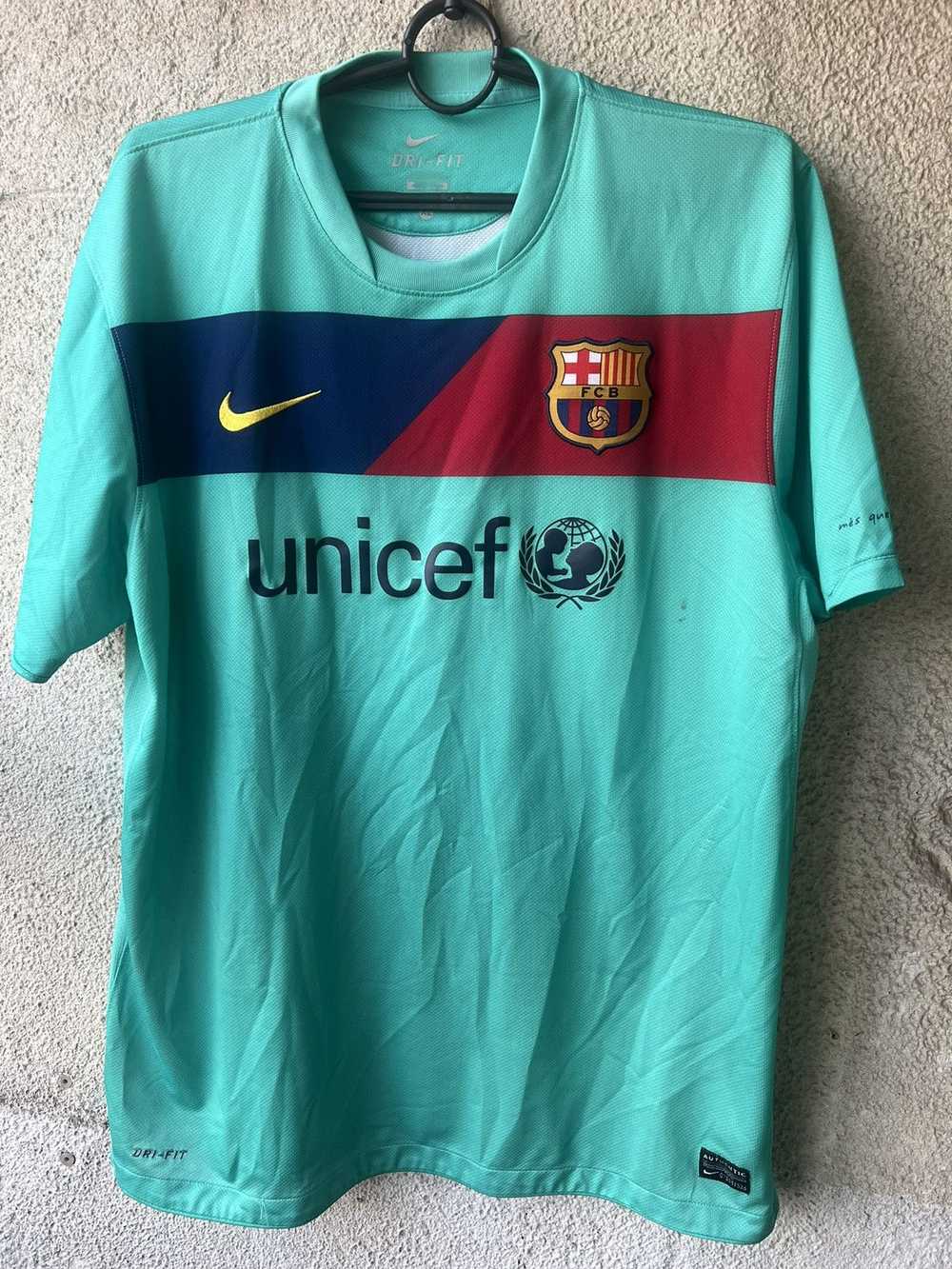 F.C. Barcelona × Nike × Streetwear FC BARCELONA 2… - image 1