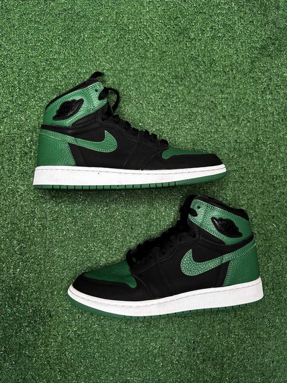 Jordan Brand × Nike Jordan 1 High Pine Green - image 2