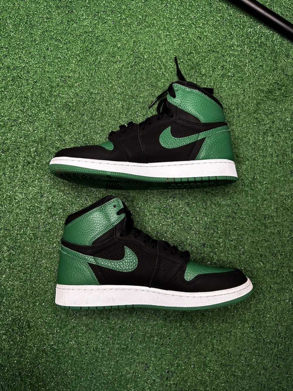 Jordan Brand × Nike Jordan 1 High Pine Green - image 3