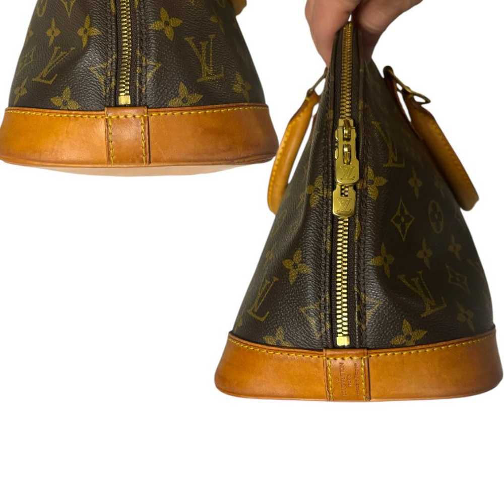 Louis Vuitton Alma leather handbag - image 7