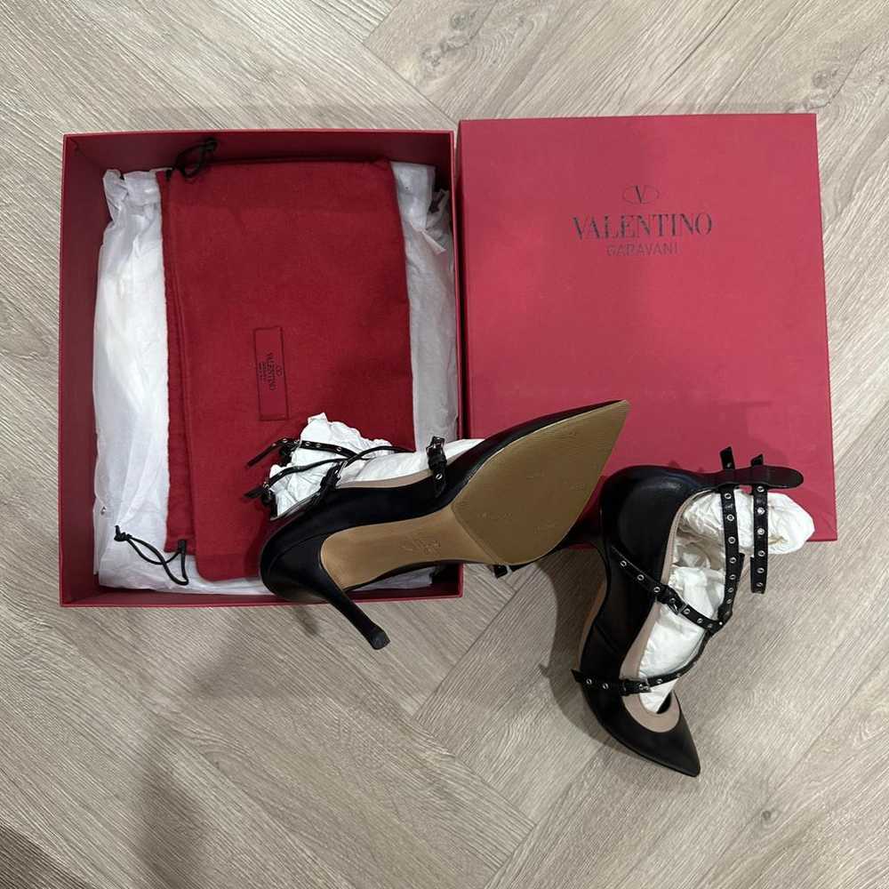 Valentino Garavani Leather heels - image 2