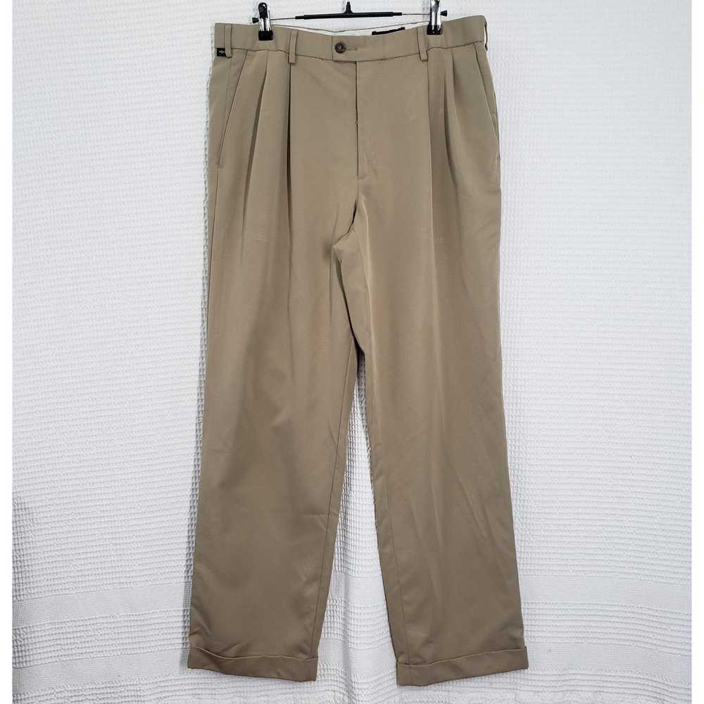 Dockers Dockers Pants Men 34x30 Khaki Pleated Rel… - image 1