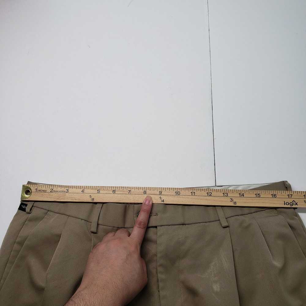 Dockers Dockers Pants Men 34x30 Khaki Pleated Rel… - image 4