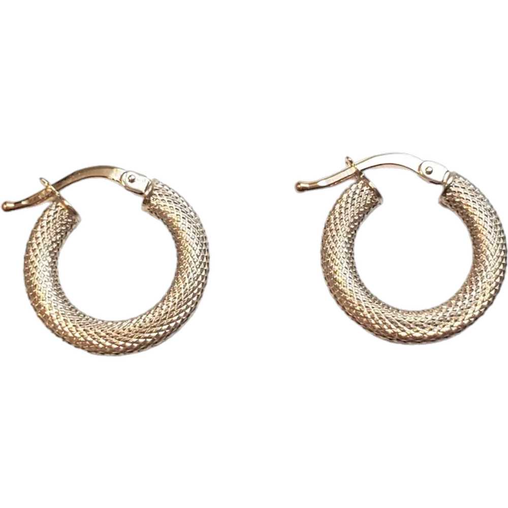 14K White Gold Textured Snake Skin Hoop Earrings … - image 1