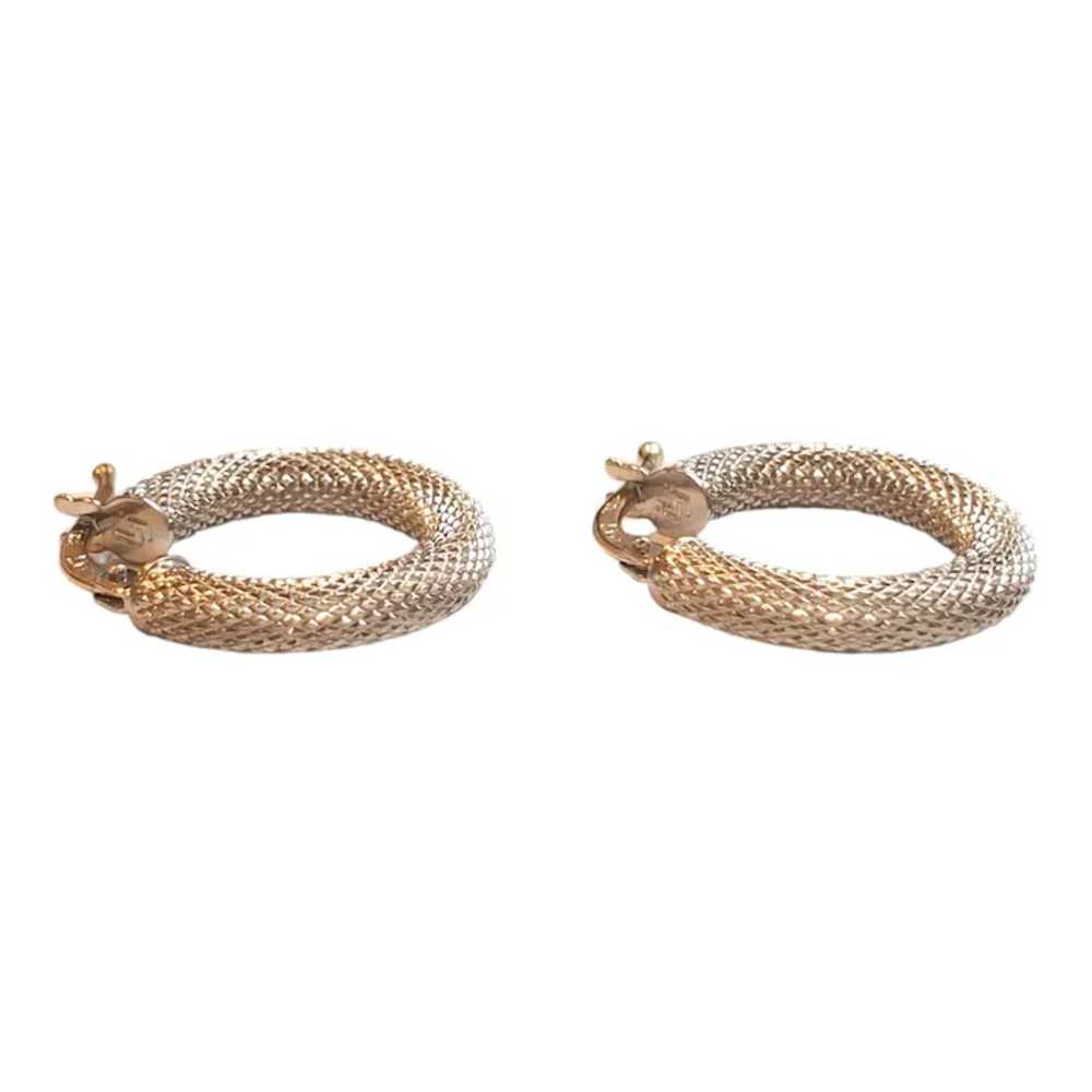 14K White Gold Textured Snake Skin Hoop Earrings … - image 6