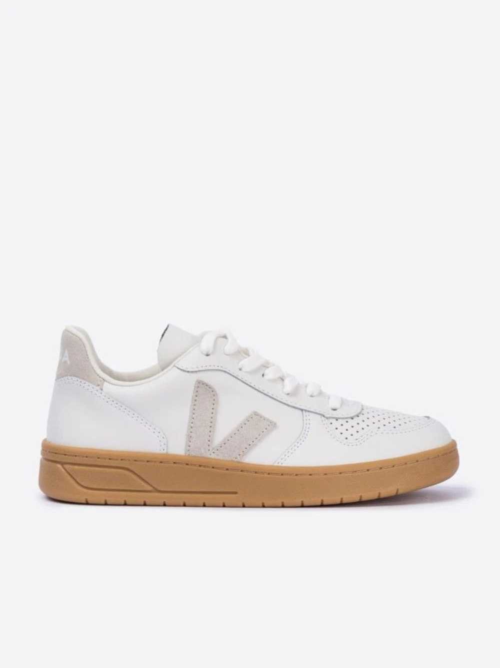 Veja o1s22i1n0924 V-10 Sneakers in White - image 1