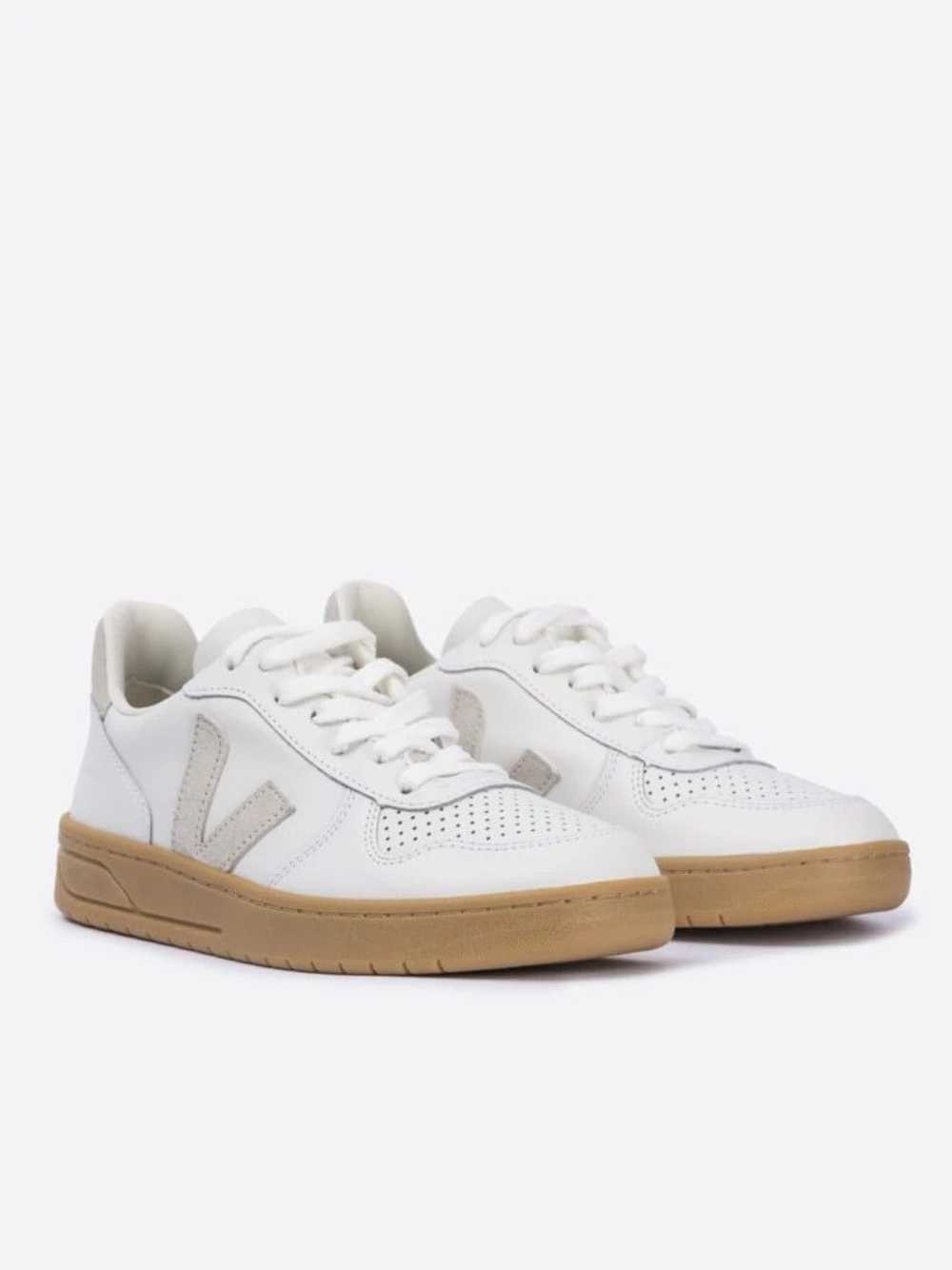 Veja o1s22i1n0924 V-10 Sneakers in White - image 2