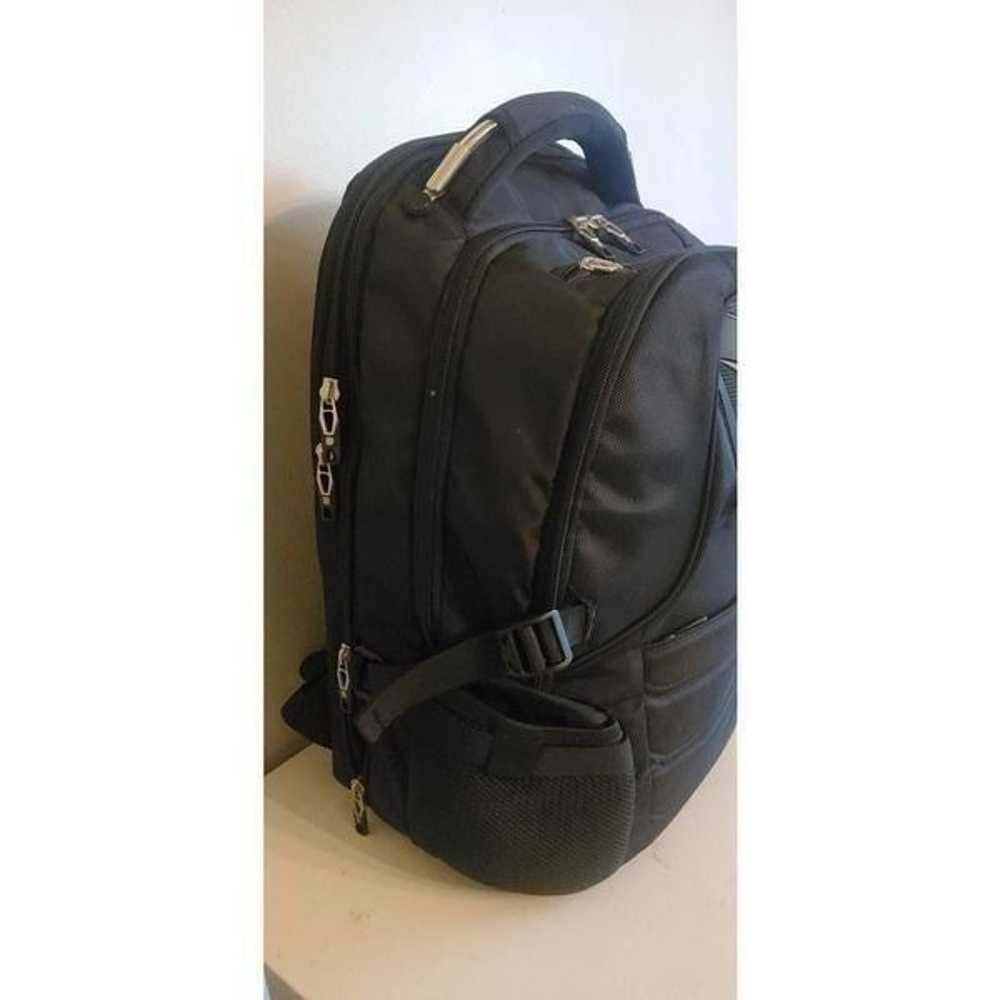 SWISSGEAR 2769 ScanSmart Laptop Backpack - image 3