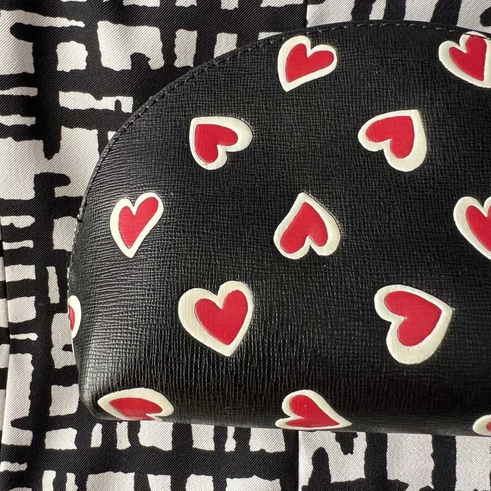 Kate Spade Morgan Stencil Hearts Small Dome Cosme… - image 8