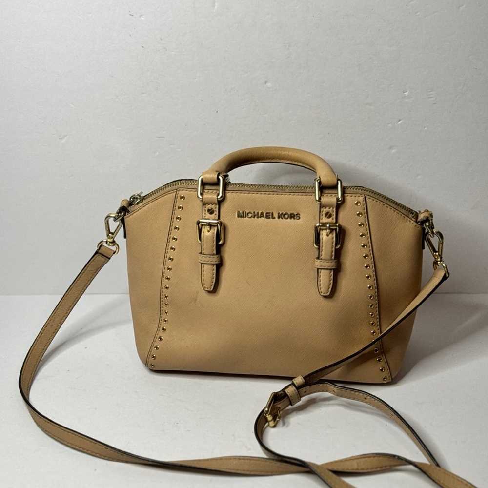 Michael Kors Ciara Grommet Medium Messenger Oyster - image 1