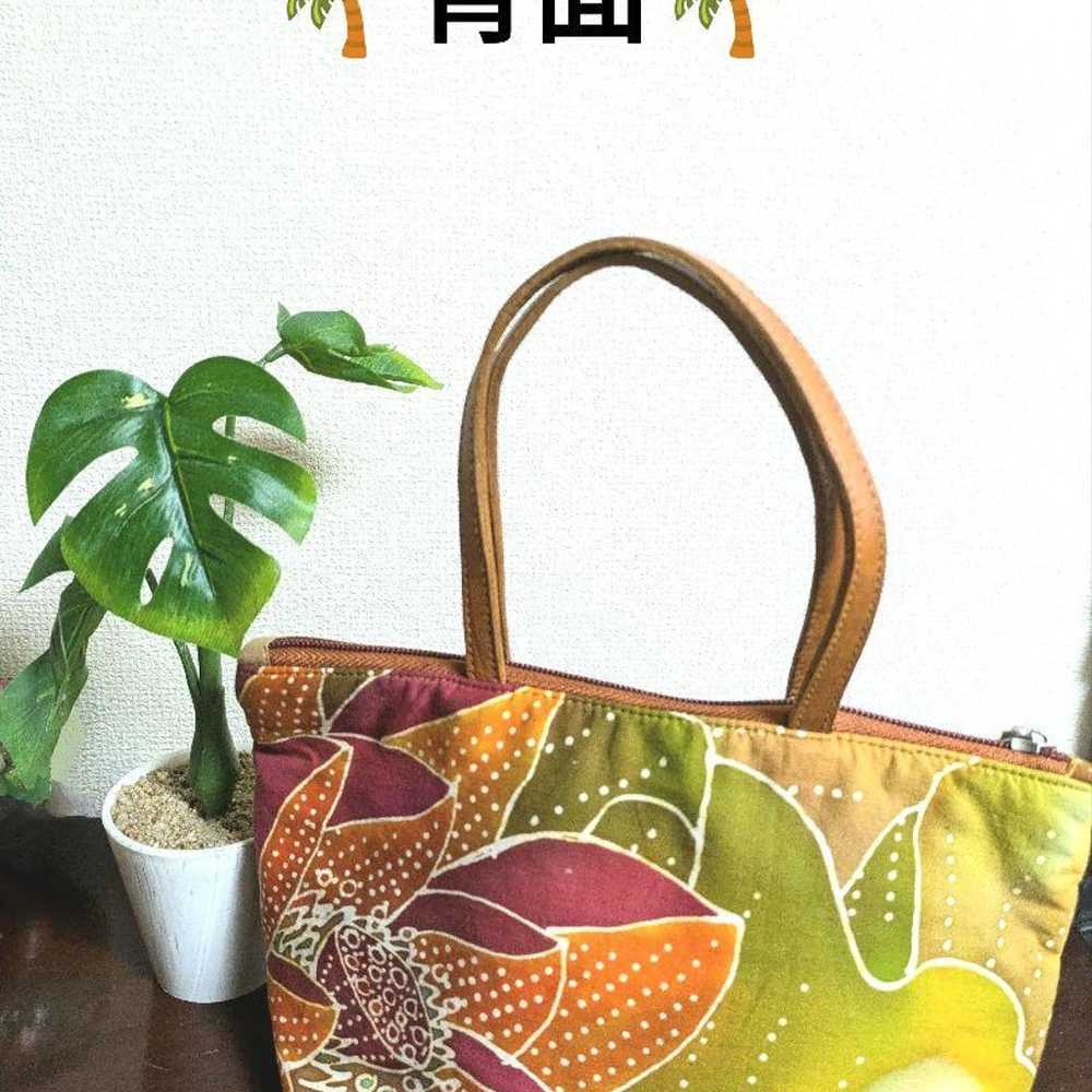 "Bali" Hand-dyed Batik Lotus Mini Tote Bag
Handle… - image 2