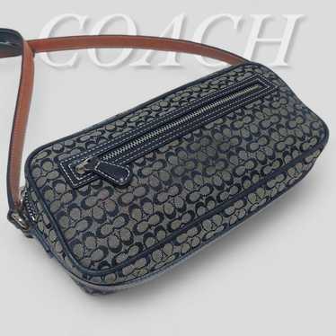 Brand new COACH mini signature mini shoulder bag.