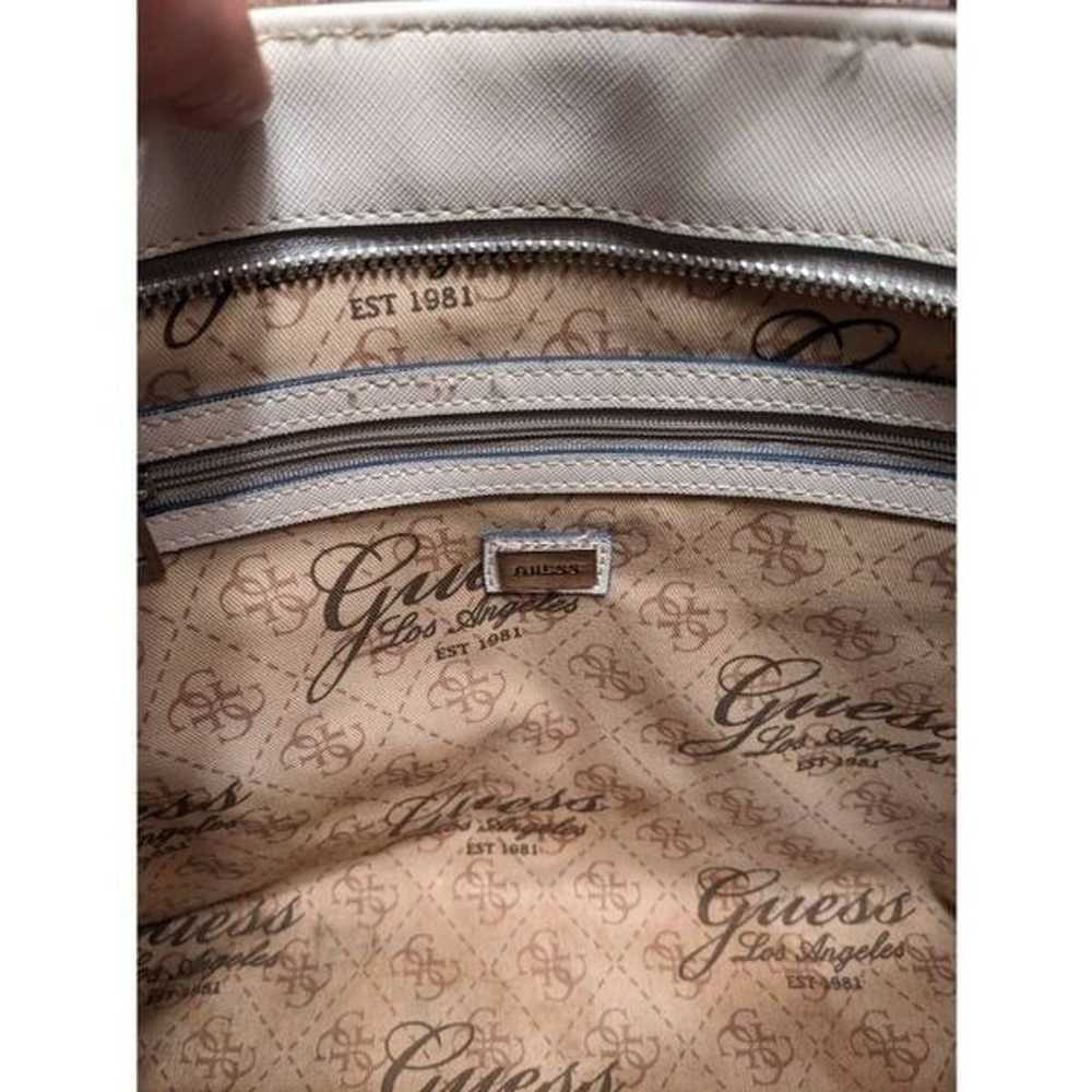 Guess shoulder bag In excellent condition - image 5