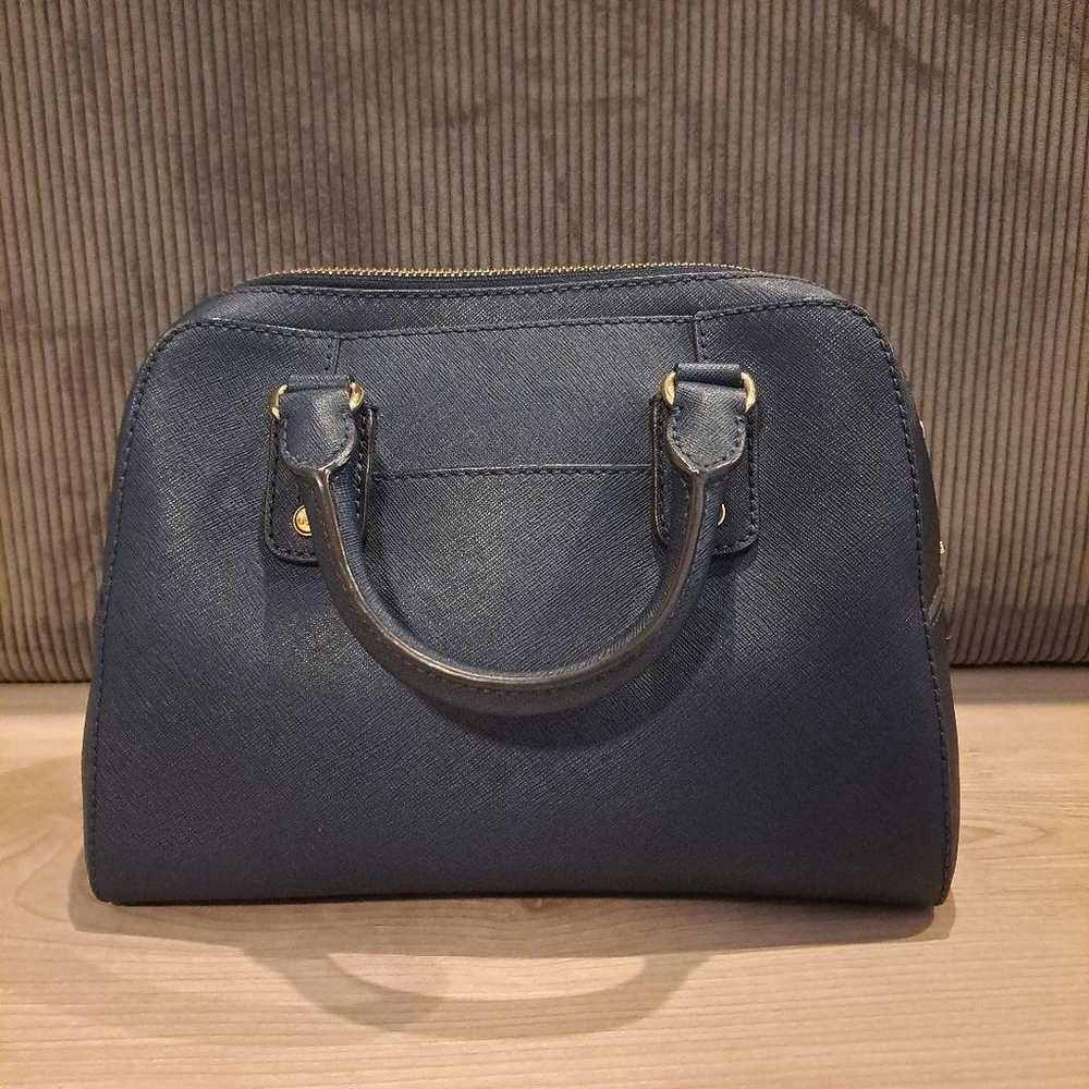 Excellent condition Michael Kors handbag in navy. - image 3