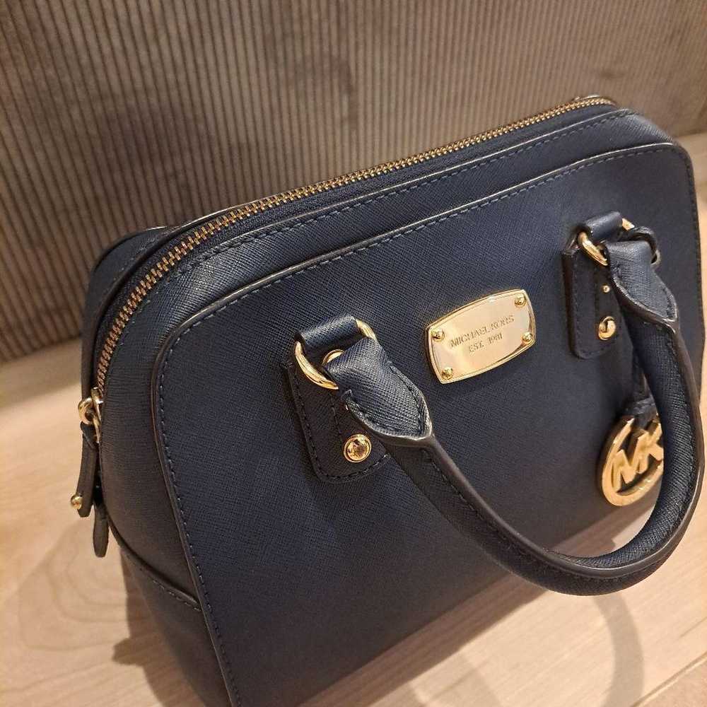 Excellent condition Michael Kors handbag in navy. - image 6