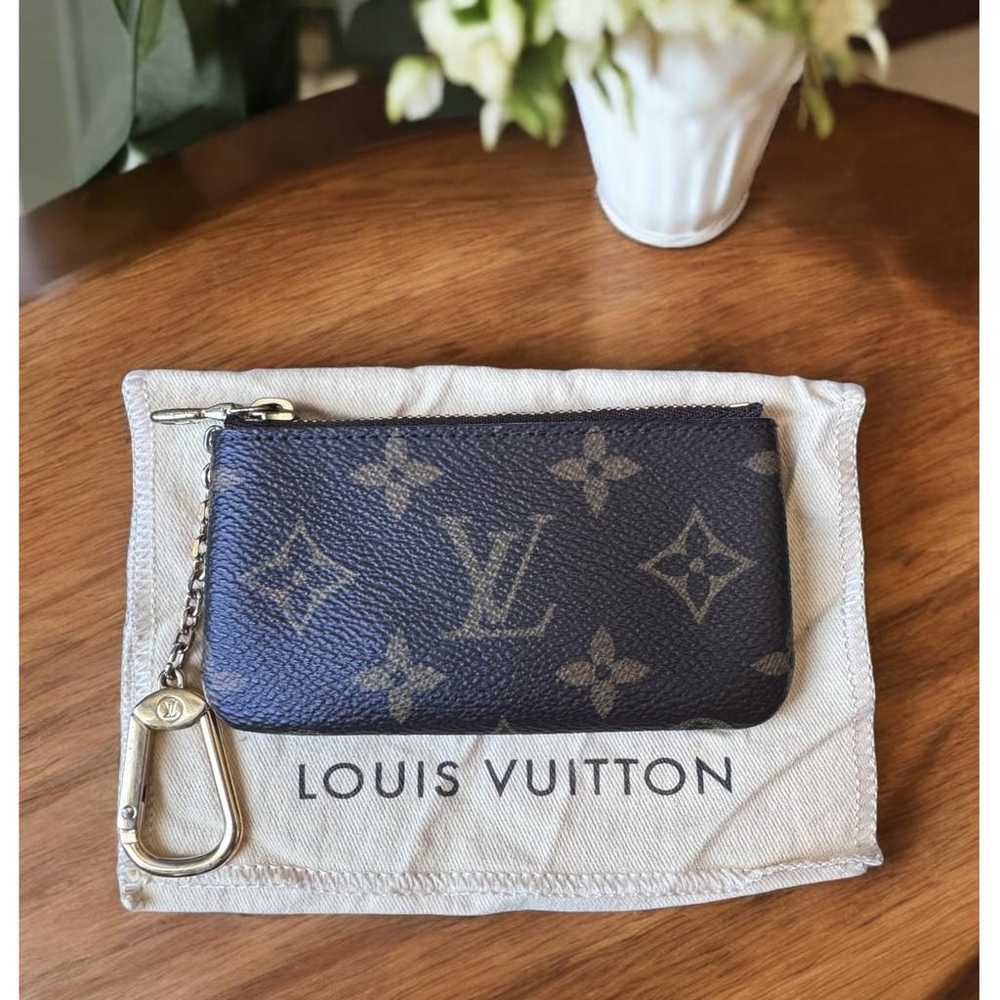 Louis Vuitton Leather purse - image 3