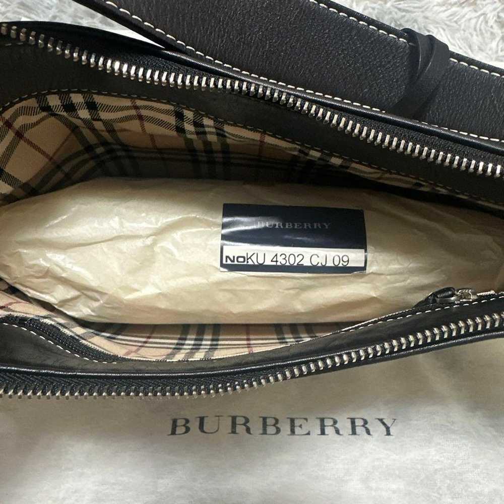 Burberry accessory pouch - image 5