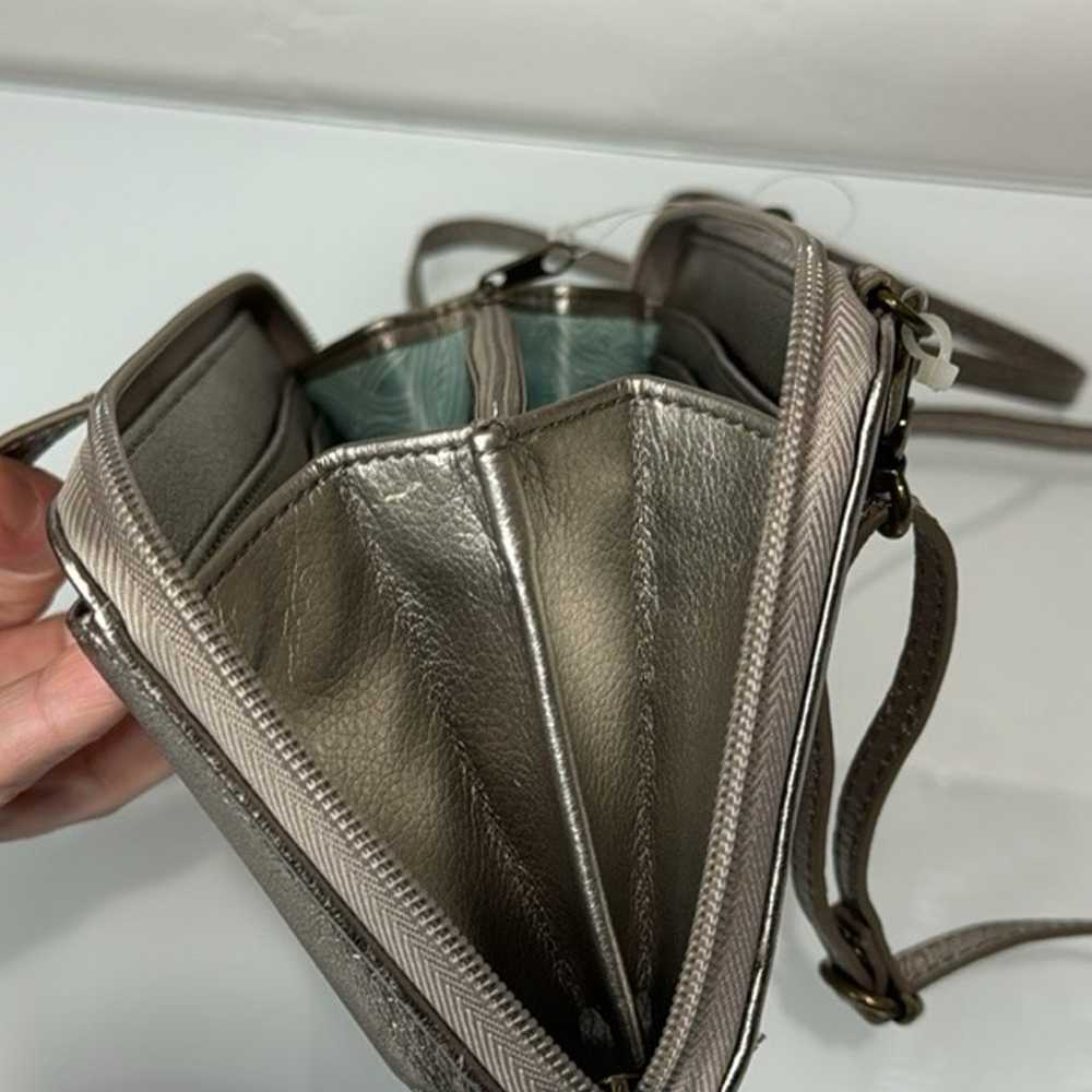 The Sak metallic 3in1 phone wristlet/crossbody bag - image 6