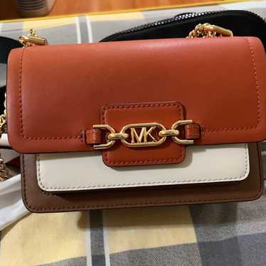 Michael Kors Carmen