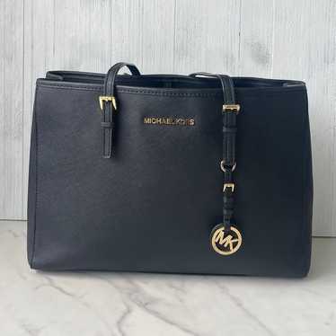 MICHAEL KORS LARGE BLACK PURSE - image 1