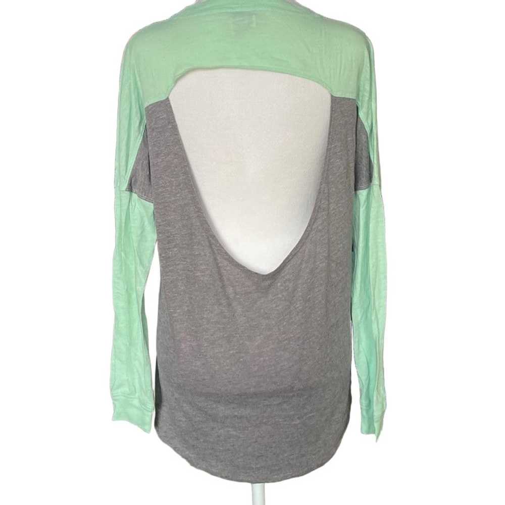 Pink Women's PINK Green & Gray Long Sleeve Shirt … - image 2