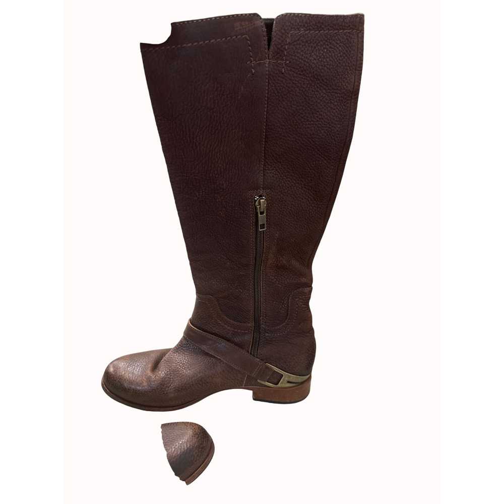 Ugg UGG women’s leather sheepskin brown mid calf … - image 12