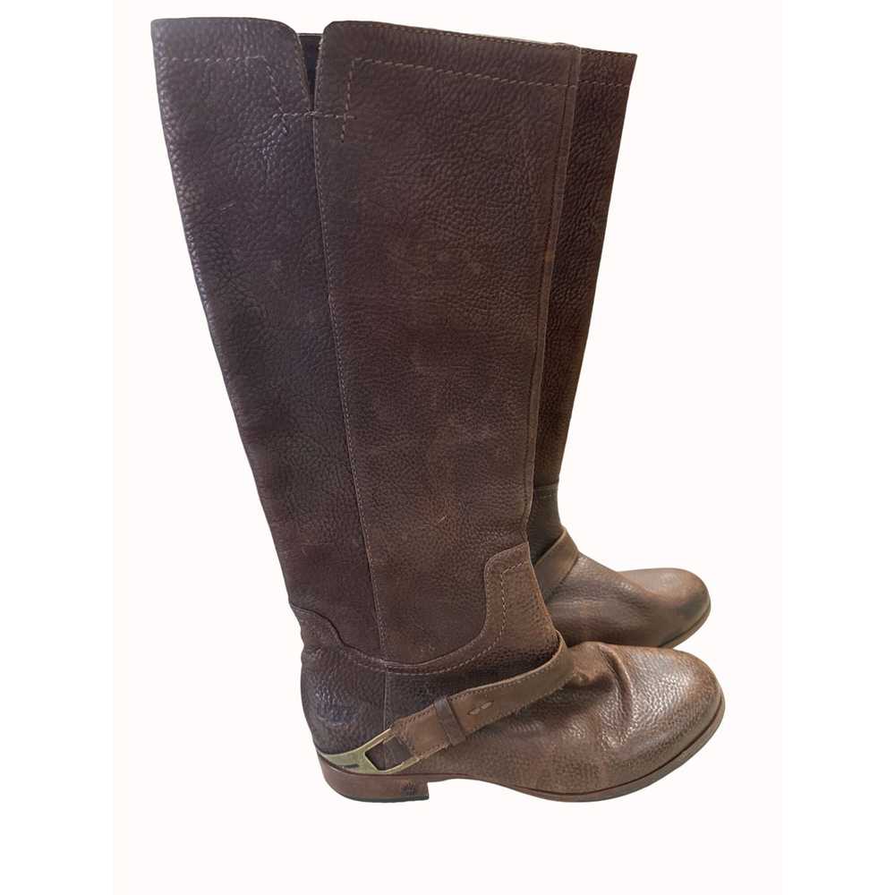 Ugg UGG women’s leather sheepskin brown mid calf … - image 4