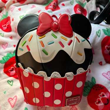 Minnie cupcake loungefly