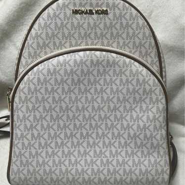 Michael Kors backpack White.