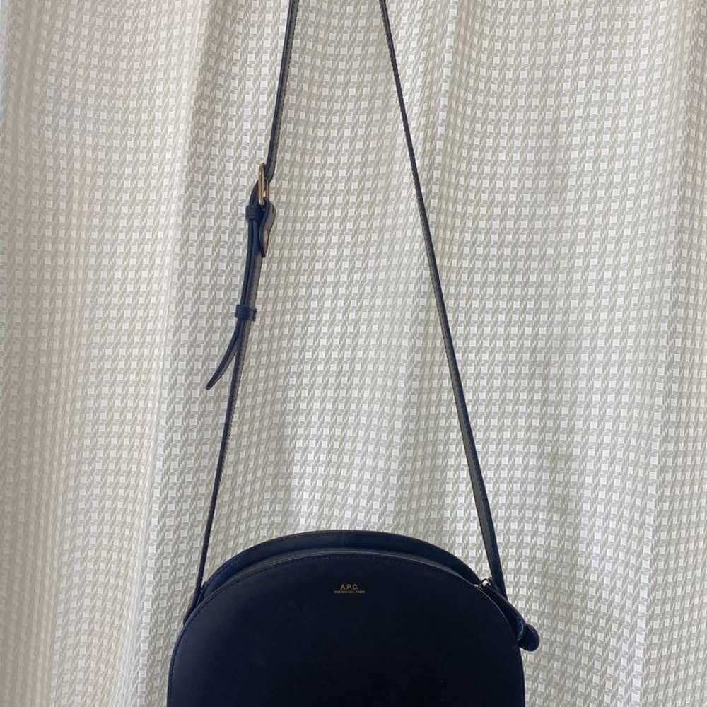 A.P.C. Shoulder bag Black Leather Crescent-shaped - image 2