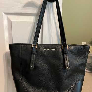 Michael Kors Large Aria Tote