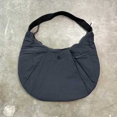 Lululemon Dumpling Crescent Shoulder Bag 10L Limit