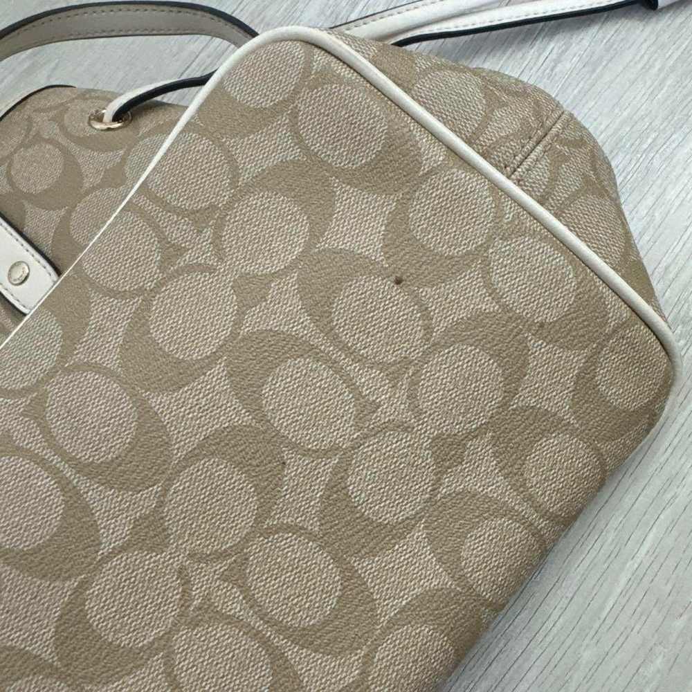 Excellent condition☆ COACH tote bag Signature bei… - image 9