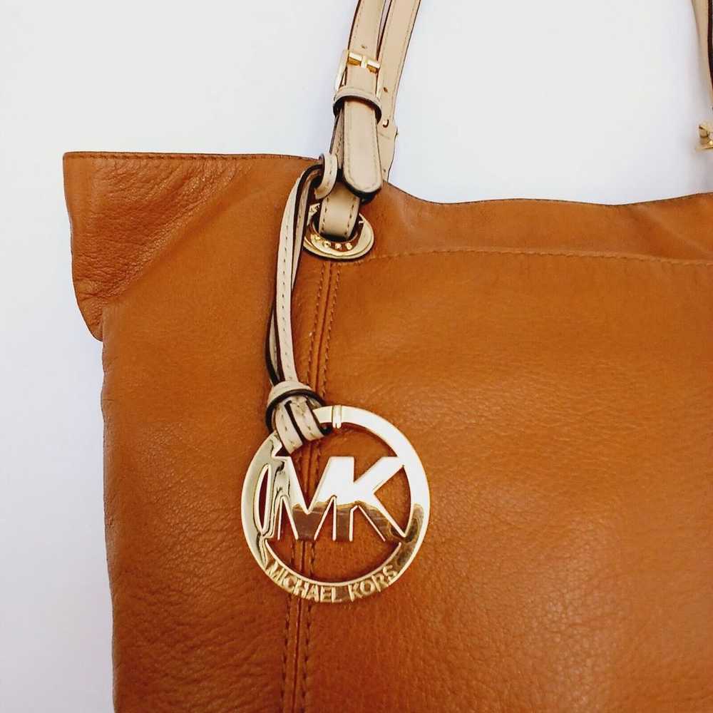 Michael Kors Jet Set Leather Tote Brown - image 7