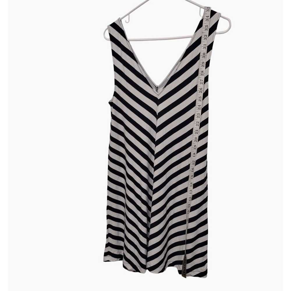 Loft LOFT Black & White Striped V-Neck Sleeveless… - image 3