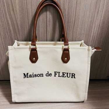 Maison de FLEUR newest Large Tote Bag Mocha