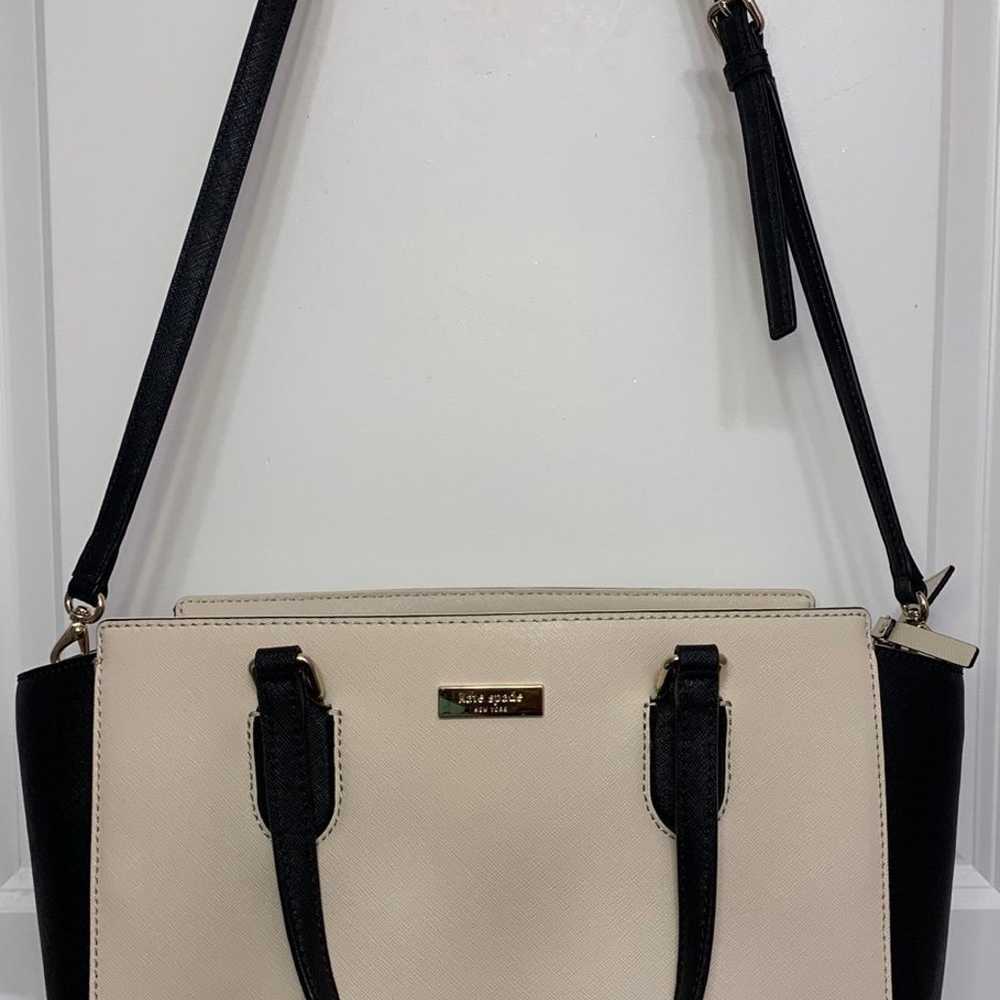 Kate Spade Purse - Like New - image 4