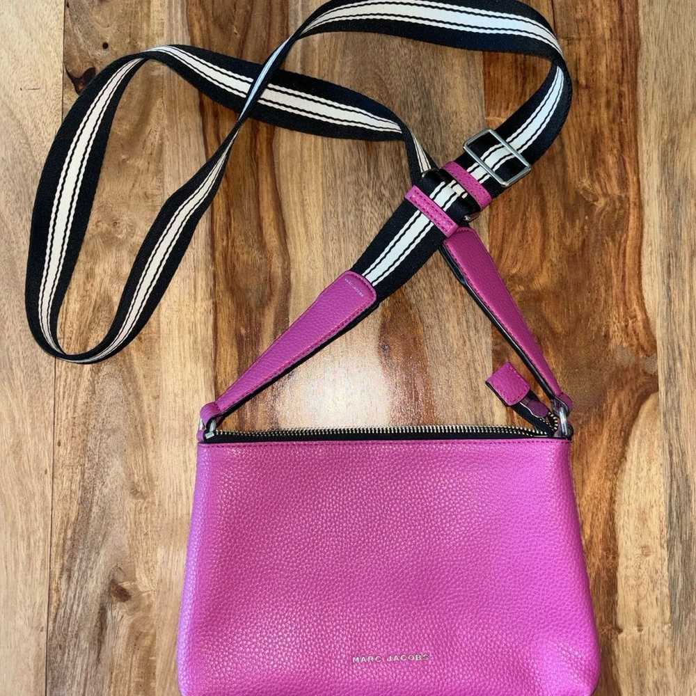 MARC JACOBS cosmo leather crossbody bag in fuchsia - image 1