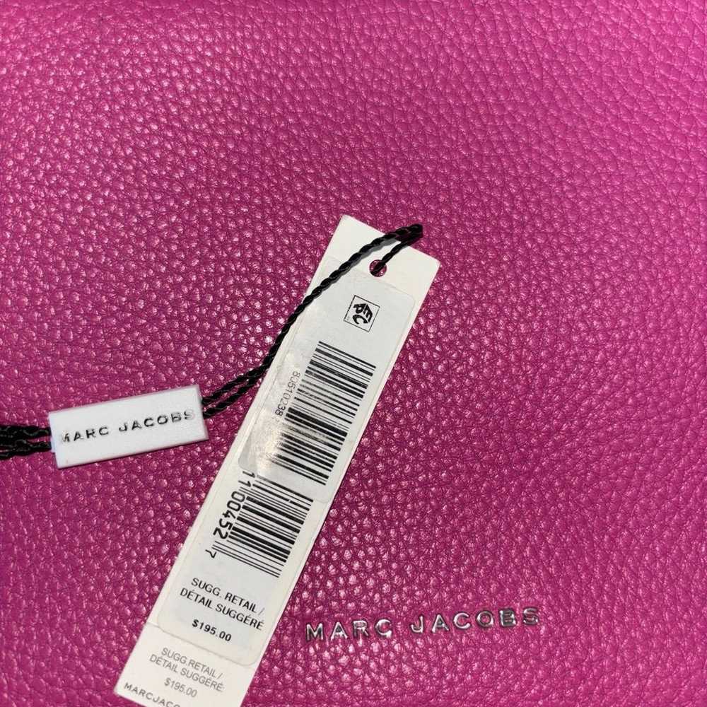 MARC JACOBS cosmo leather crossbody bag in fuchsia - image 4