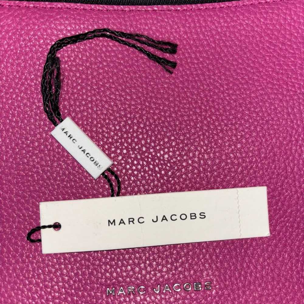 MARC JACOBS cosmo leather crossbody bag in fuchsia - image 5