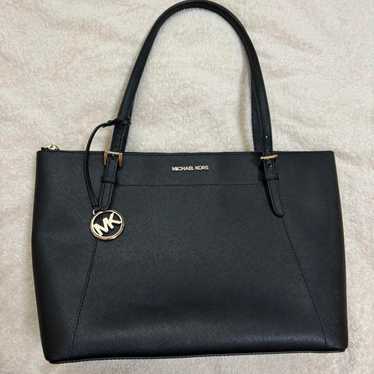 Michael Kors tote bag. - image 1