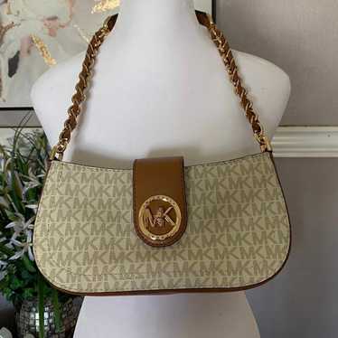 Michael Kors Carmen Small Pouchette