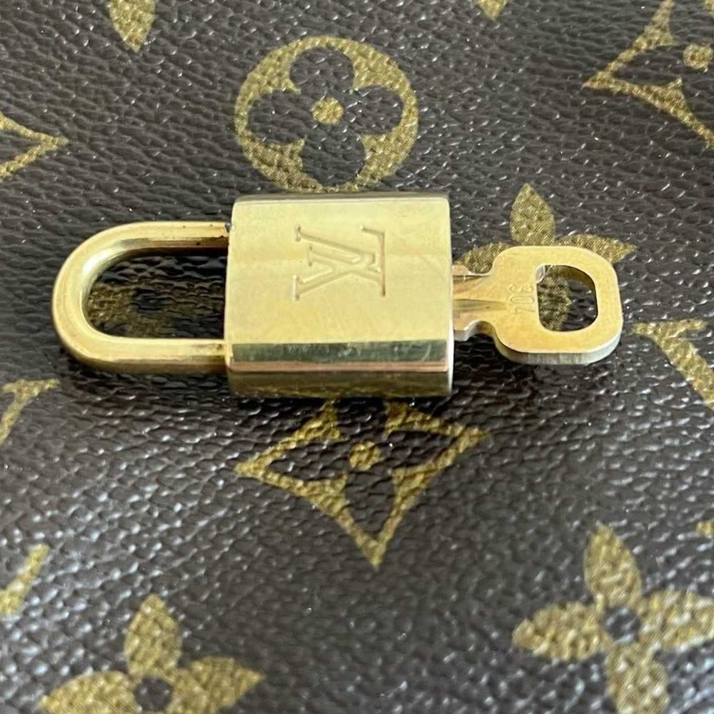 Authentic Louis Vuitton Lockset/ lock and key/ pa… - image 4