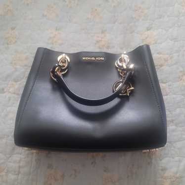 Michael Kors Cynthia Satchel