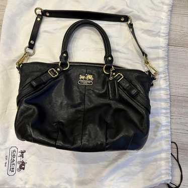 【Excellent Condition】Coach leather bag with stora… - image 1