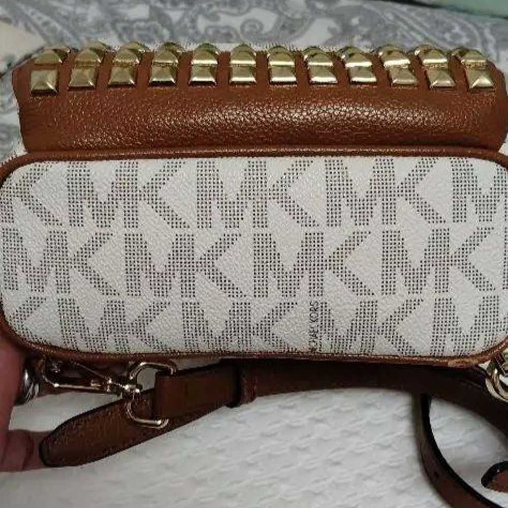 Michael Kors Crossbody Stud Vanilla MK - image 4